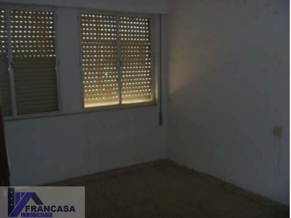 For sale of flat in Hellín