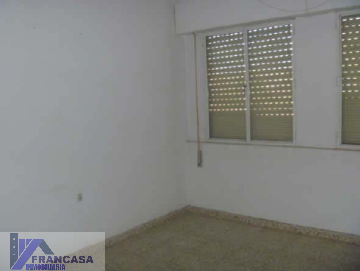 For sale of flat in Hellín