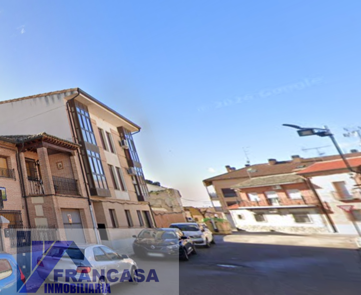 Venta de piso en Magán