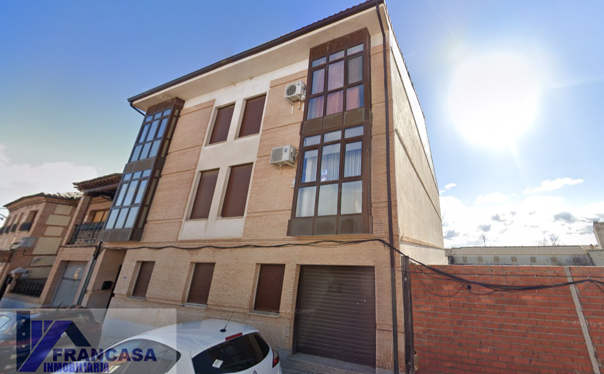 Venta de piso en Magán