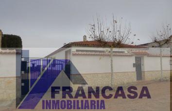 Venta de casa en El Toboso