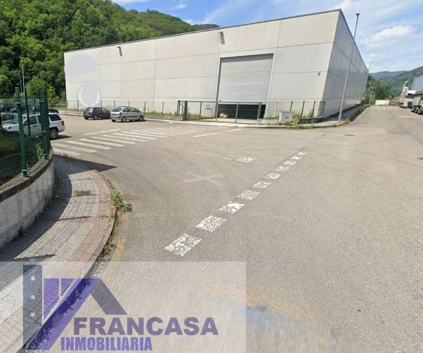 Venta de nave en Aller