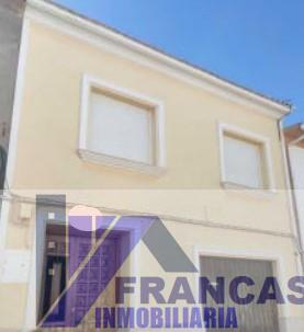 Venta de casa en Pedro Muñoz