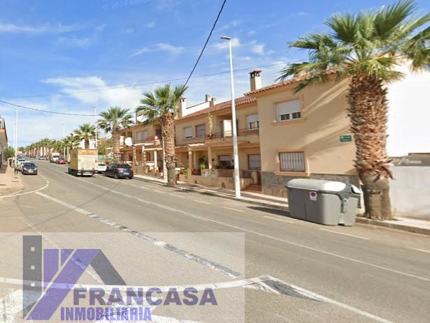 Venta de casa en Zurgena