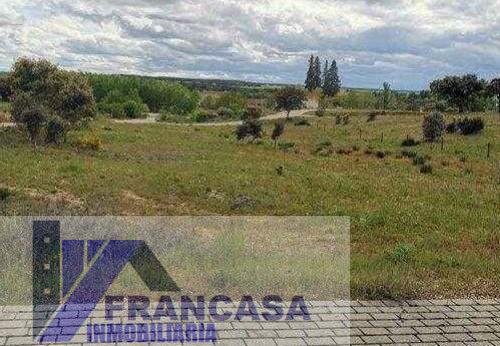 Venta de terreno en Valverdón