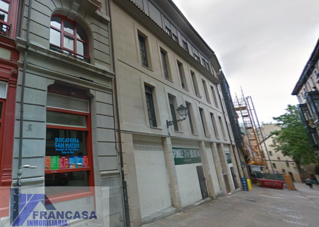 Venta de piso en Oviedo