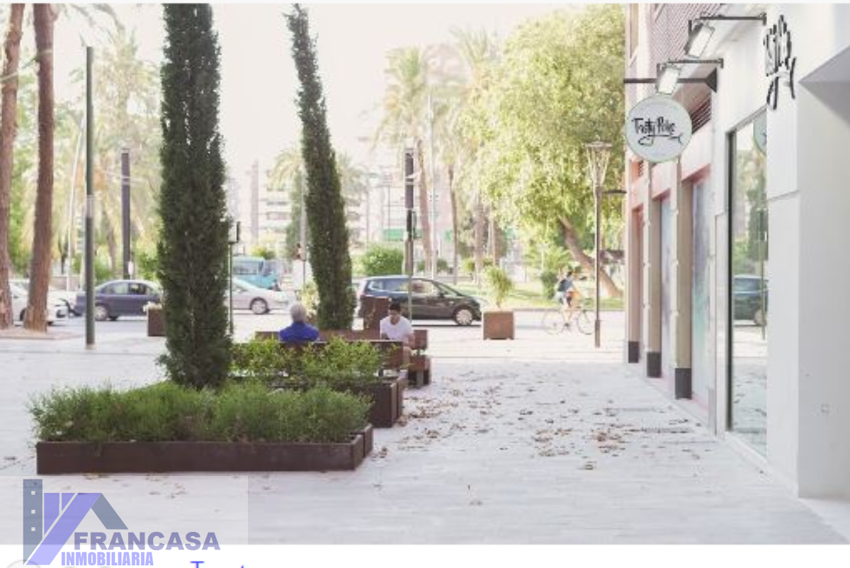 Venta de local comercial en Murcia