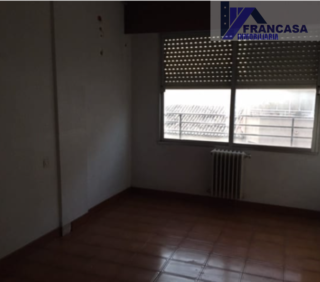 For sale of duplex in Tobarra