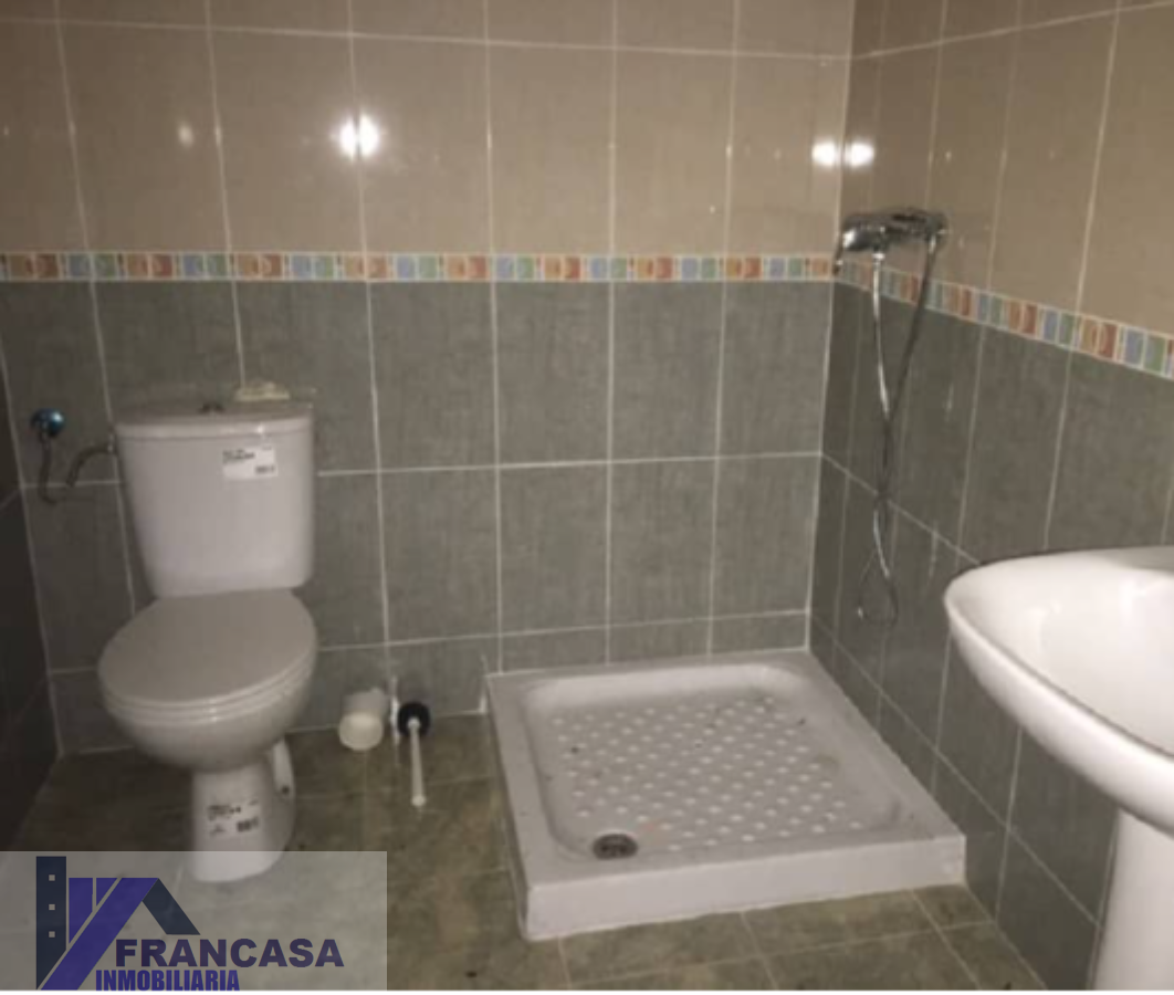 For sale of flat in Tobarra