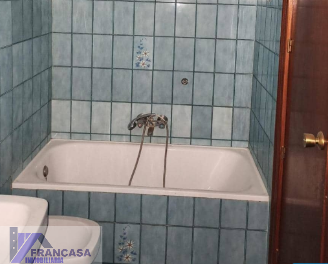 For sale of flat in Tobarra