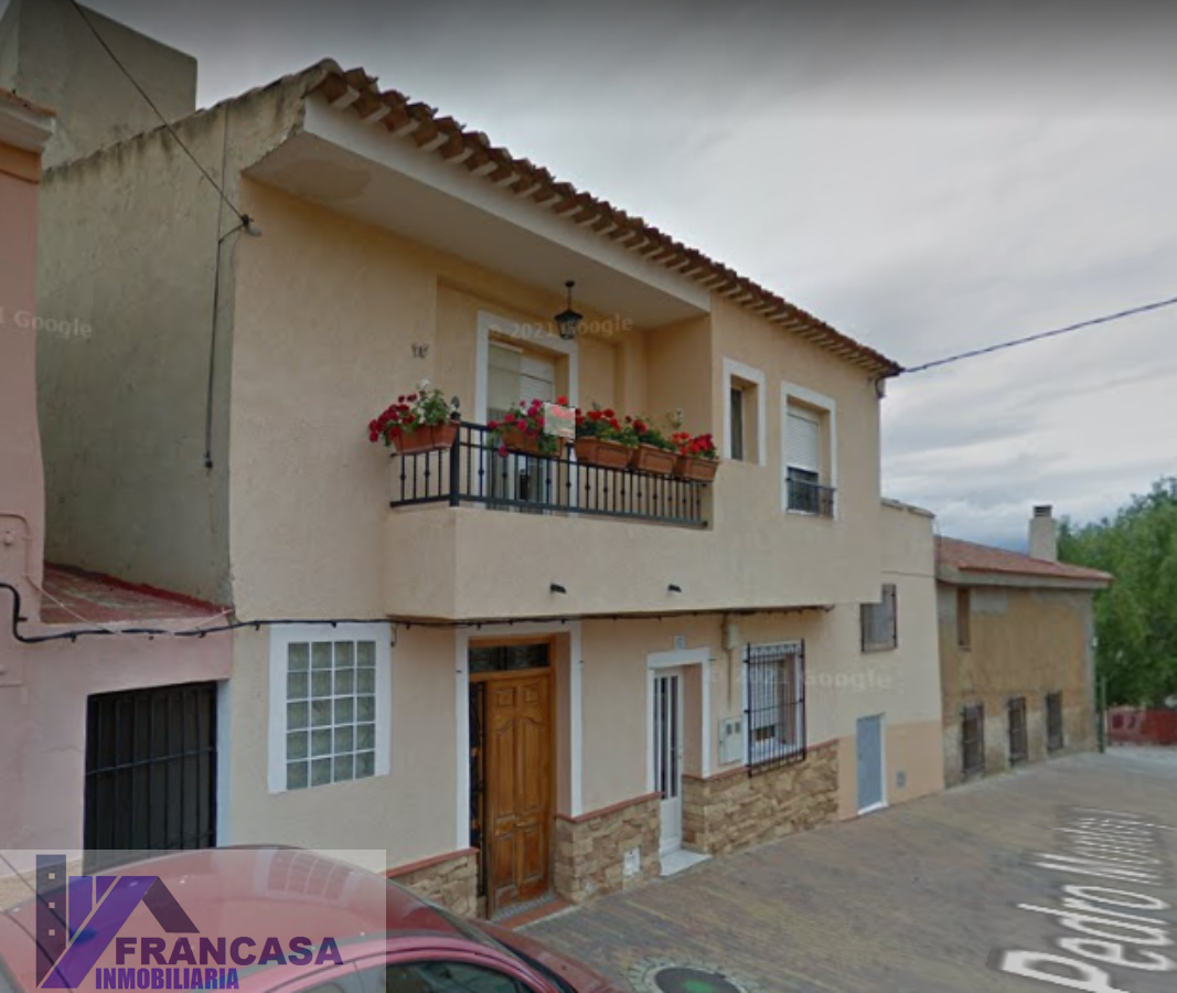 For sale of house in Alcadozo