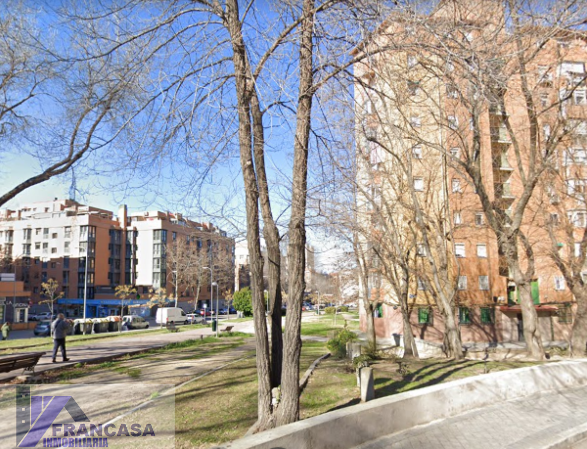 For sale of flat in Madrid