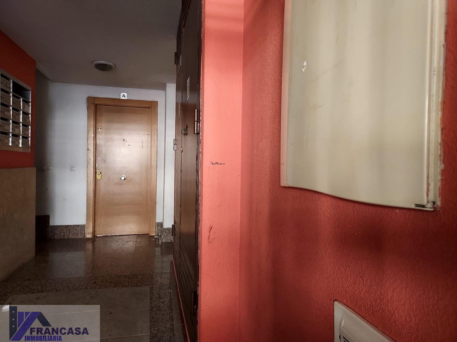 For sale of flat in Yuncos