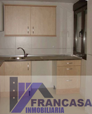 For sale of flat in Lominchar