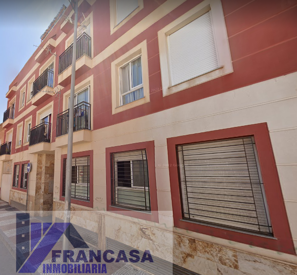 For sale of flat in Roquetas de Mar