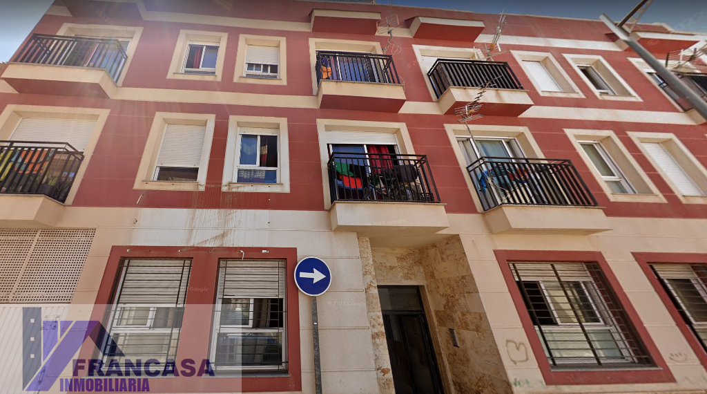 For sale of flat in Roquetas de Mar