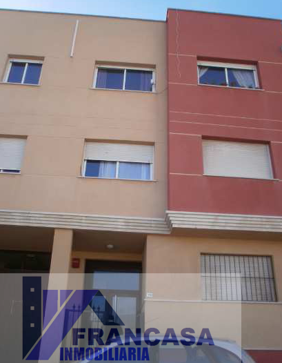 For sale of flat in Roquetas de Mar