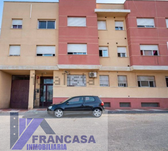 For sale of flat in Roquetas de Mar