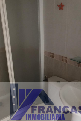 For sale of flat in Roquetas de Mar