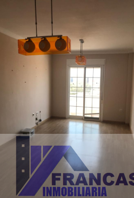 For sale of flat in Roquetas de Mar
