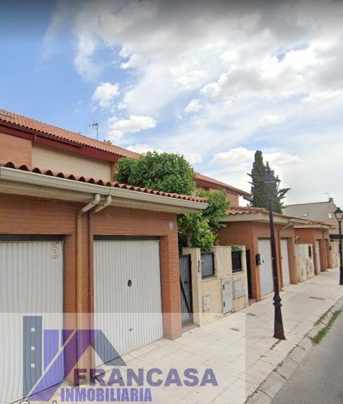 For sale of chalet in Seseña