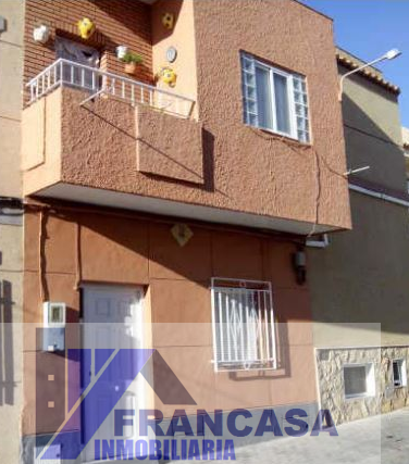 For sale of duplex in Adra