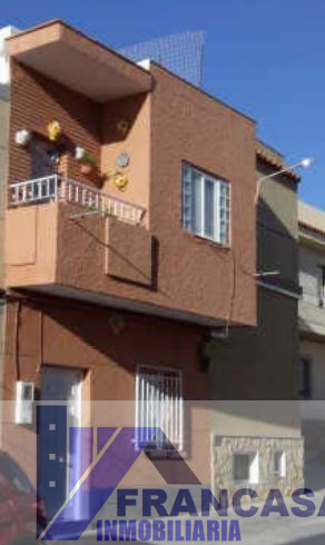 For sale of duplex in Adra