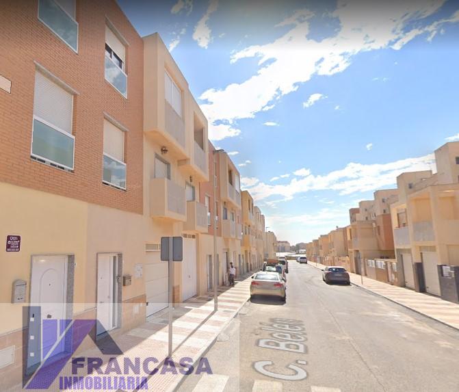 For sale of flat in Roquetas de Mar