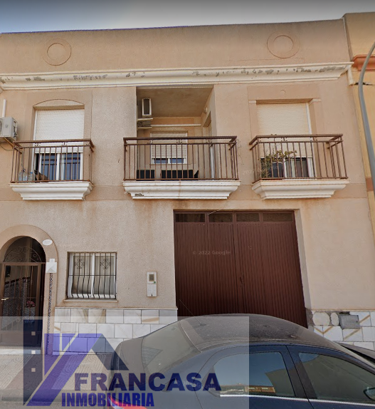 For sale of duplex in Roquetas de Mar