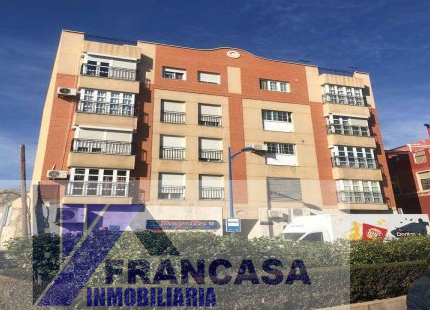 For sale of flat in Almería