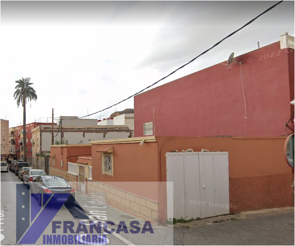 Venta de casa en Almería