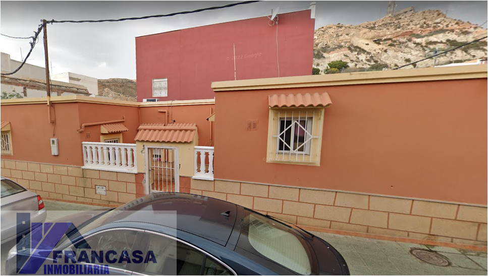 For sale of house in Almería