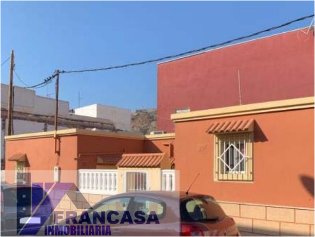 For sale of house in Almería