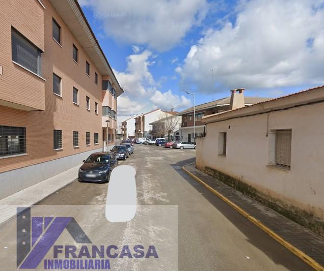 Venta de piso en Magán