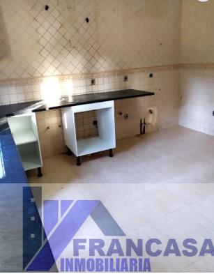 Venta de chalet en Yeles