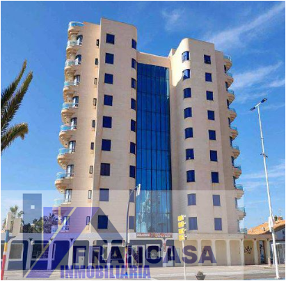 For sale of flat in La Manga del Mar Menor