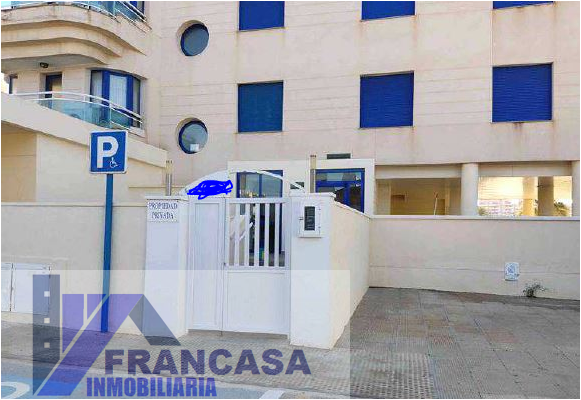 For sale of flat in La Manga del Mar Menor