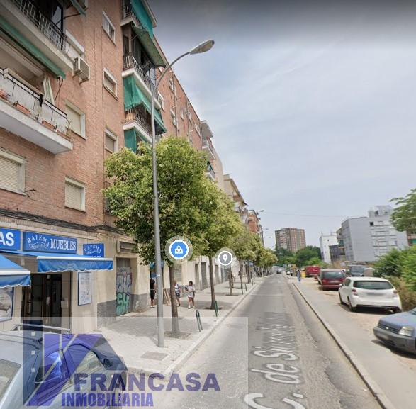 For sale of flat in Madrid