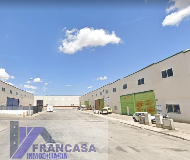 For sale of industrial plant/warehouse in Borox