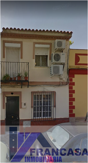 For sale of house in Dos Hermanas