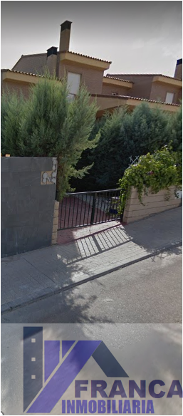 For sale of house in Argés