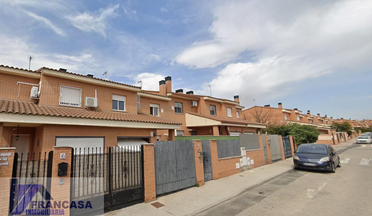 Venta de casa en Barcience