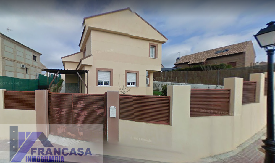 For sale of chalet in Carranque