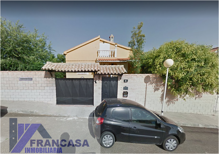 Chalet en venta en ZONA NOROESTE, Cobisa