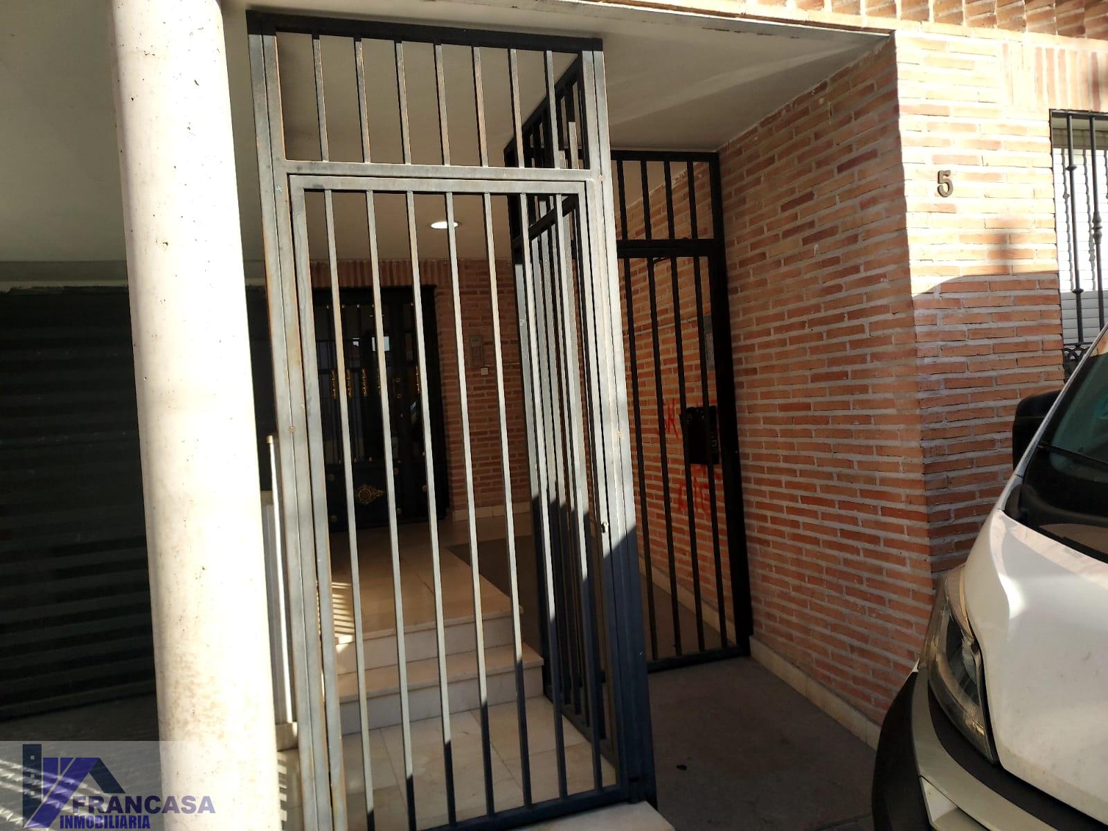 Venta de piso en Numancia de la Sagra