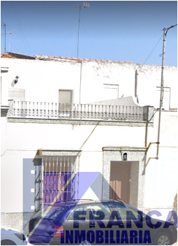 For sale of house in Almendralejo