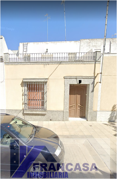 For sale of house in Almendralejo