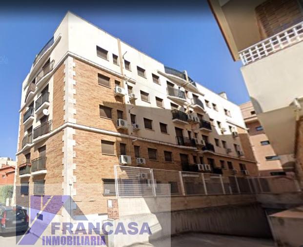 For sale of flat in Ocaña