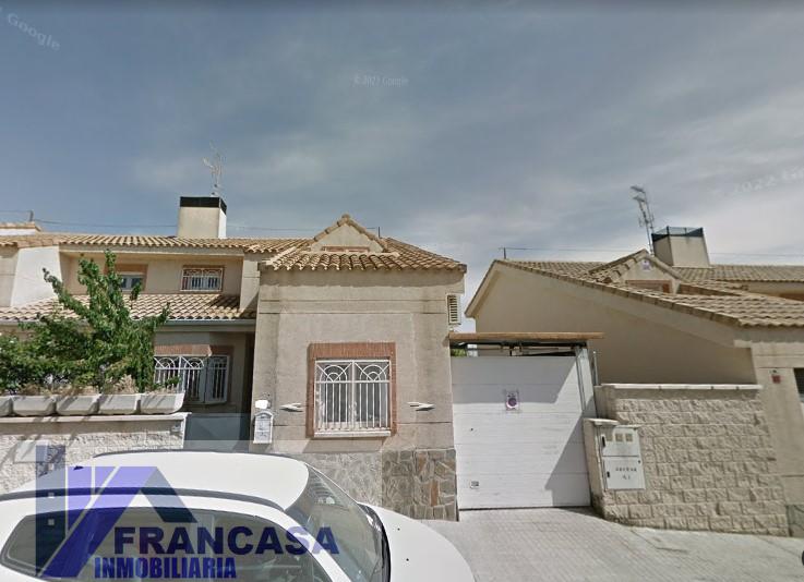 For sale of chalet in Seseña
