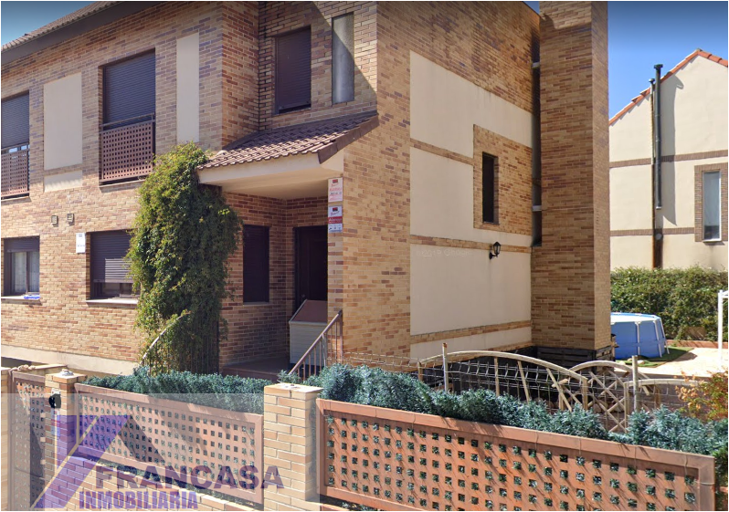 For sale of house in Las Ventas de Retamosa